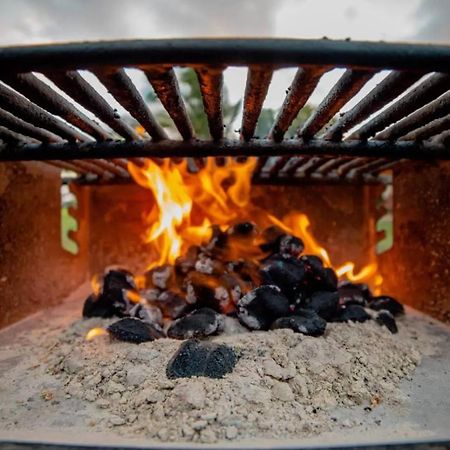 Explore Maui'S Diverse Campgrounds And Uncover The Island'S Beauty From Fresh Perspectives Every Day As You Journey With Aloha Glamp'S Great Jeep Equipped With A Rooftop Tent Paia Exterior foto