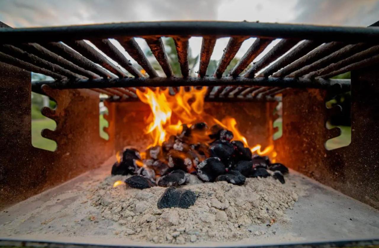 Explore Maui'S Diverse Campgrounds And Uncover The Island'S Beauty From Fresh Perspectives Every Day As You Journey With Aloha Glamp'S Great Jeep Equipped With A Rooftop Tent Paia Exterior foto