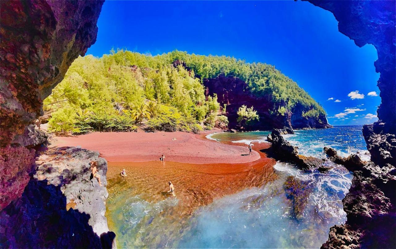 Explore Maui'S Diverse Campgrounds And Uncover The Island'S Beauty From Fresh Perspectives Every Day As You Journey With Aloha Glamp'S Great Jeep Equipped With A Rooftop Tent Paia Exterior foto